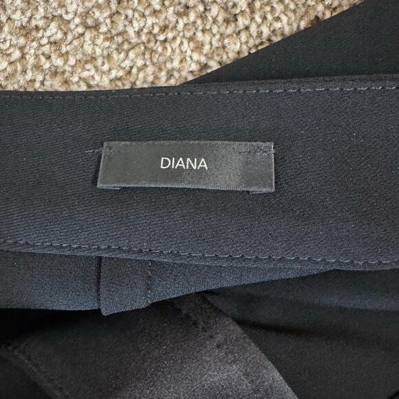 St. John Women's Size 6 Diana Straight Leg Crepe Marocain Black Pants Career - Picture 7 of 12